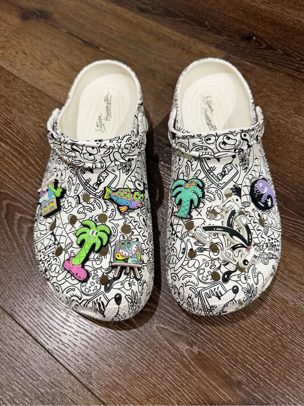 CROCS white clogs